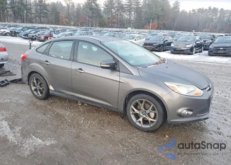 2013 Ford Focus Se z USA, uszkodzony, nr VIN 1FADP3F21DL120441